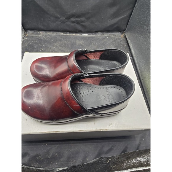 Women Dansko Clogs - Picture 3 of 6